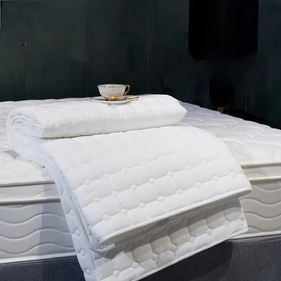 Custom High Quality Fiber Proof Wholesale Down Alternative Mattress Topper